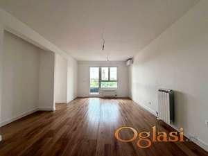 Poslovni prostor za izdavanje u Newport kompleksu, 70m2